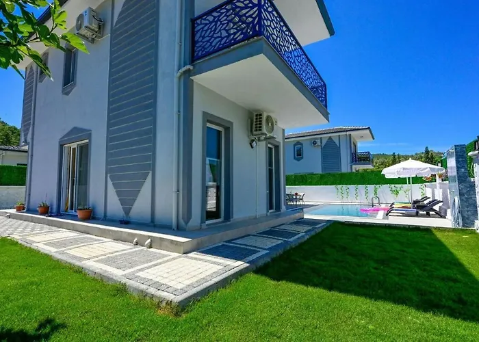 For Families In Nature Villa *