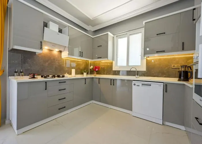 For Families In Nature فتحية